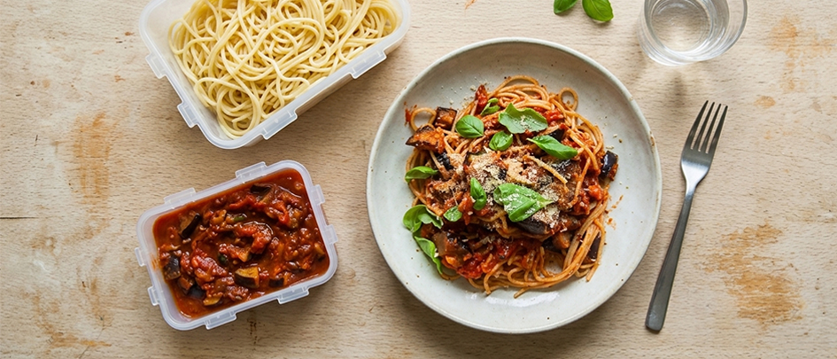 Meal prep recept spaghetti met auberginesaus